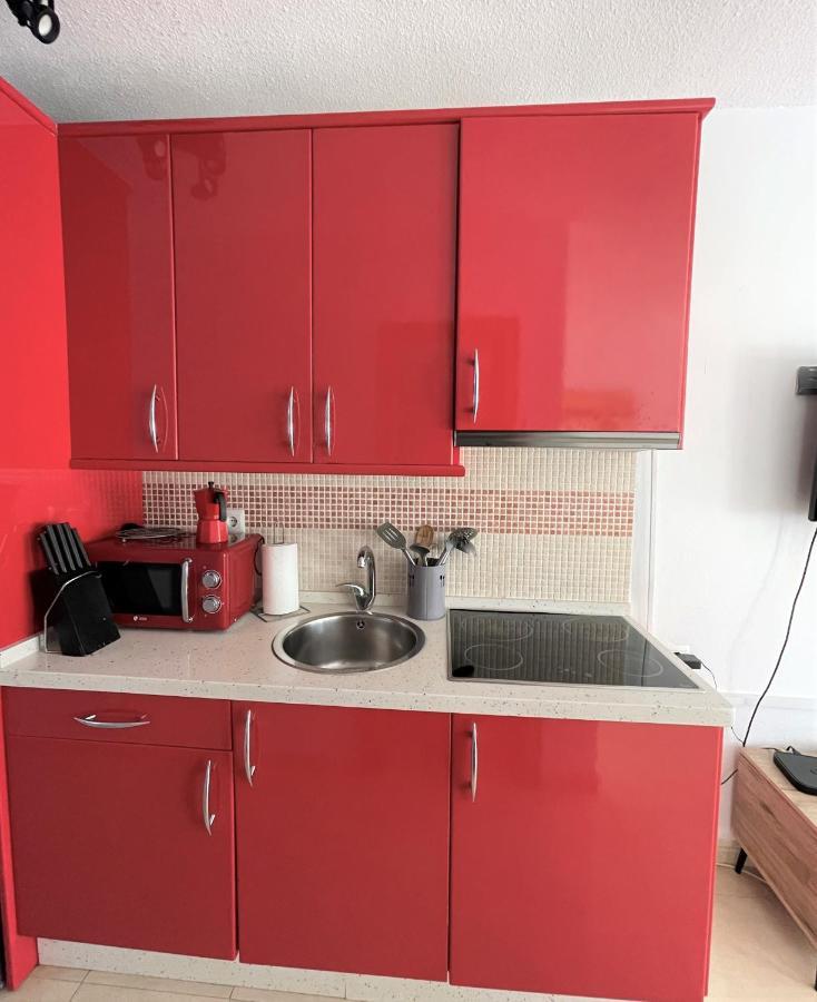 Ver93 - Redstudio Torremolinos Bagian luar foto