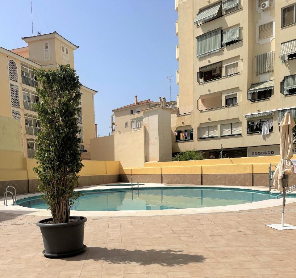 Ver93 - Redstudio Torremolinos Bagian luar foto