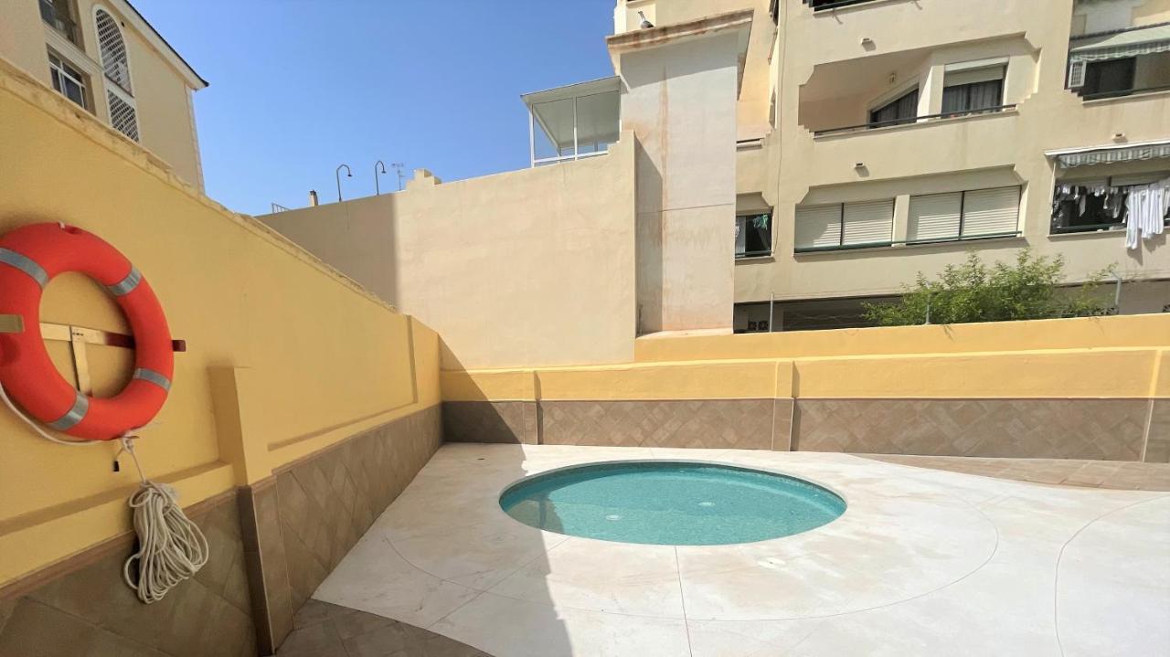 Ver93 - Redstudio Torremolinos Bagian luar foto